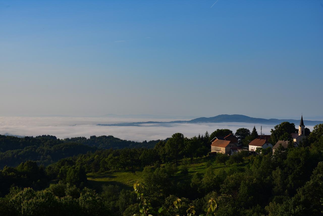 Guest House Lagotto'S Peak Radatovici Exterior foto